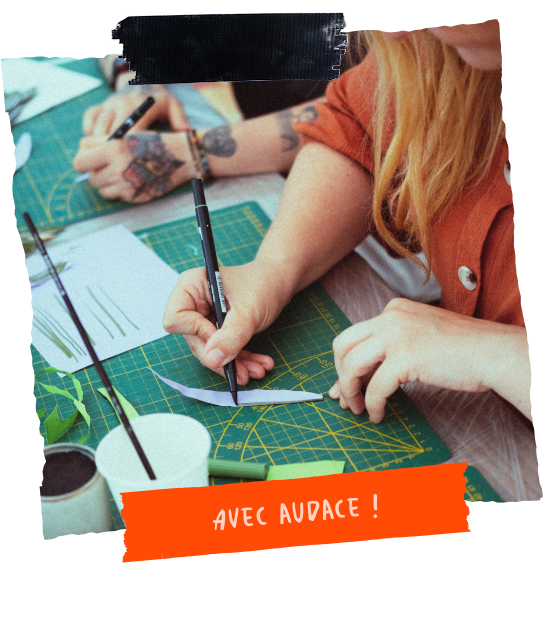 Image d'une personne à un atelier de création